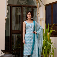 EthniFlair Printed Kurta with Trousers & Dupatta