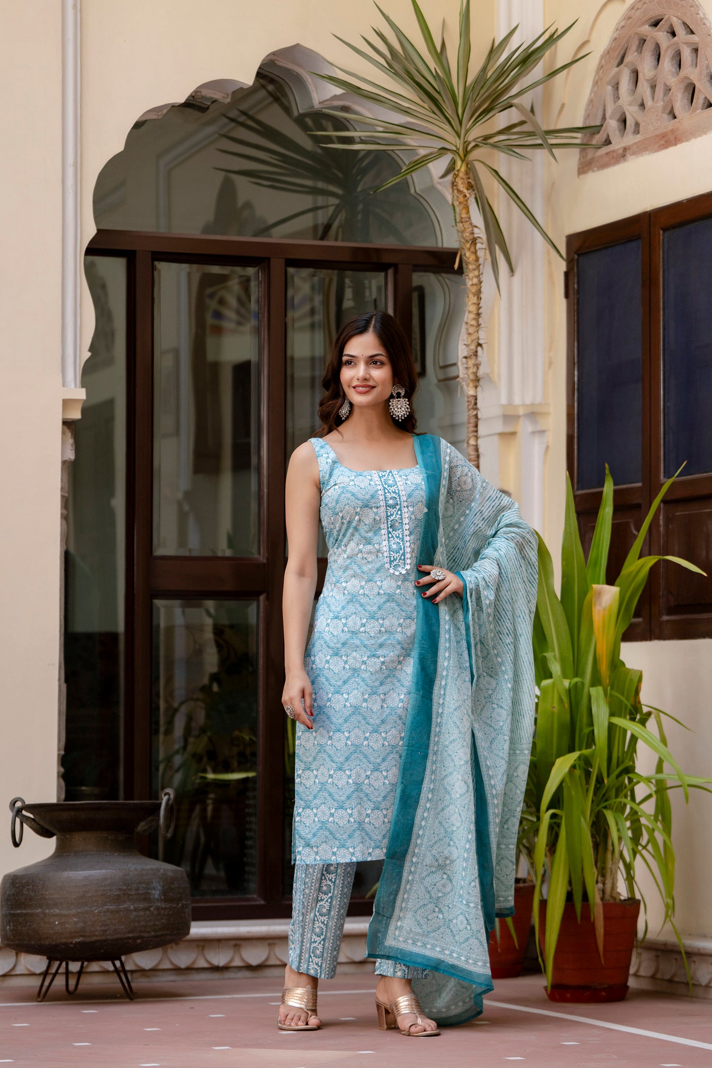 EthniFlair Women Printed Regular Pure Cotton Kurta with Trousers & With Dupatta