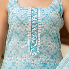 EthniFlair Printed Kurta with Trousers & Dupatta