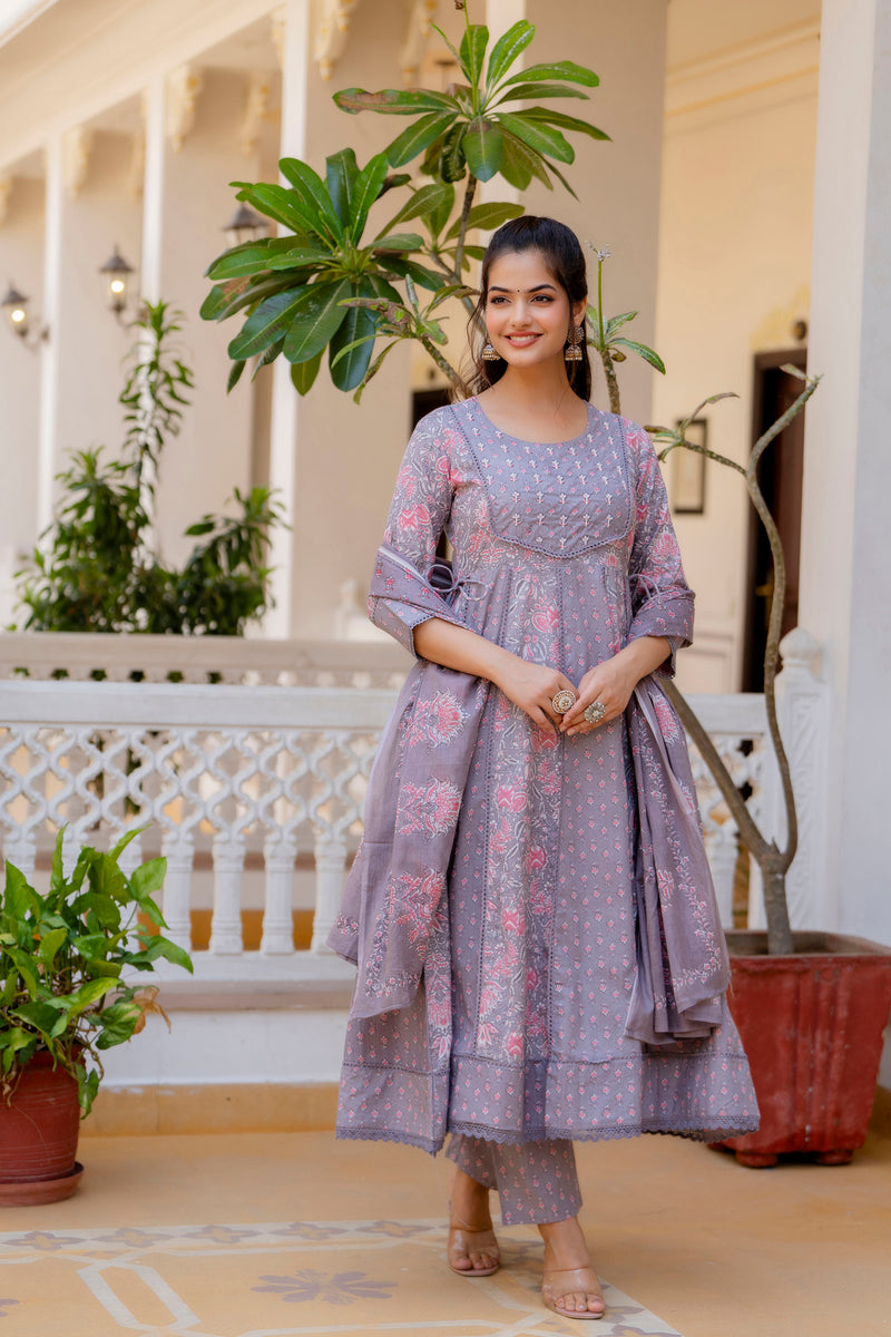 EthniFlair Floral Printed Panelled Thread Work Kurta with Trousers & Dupatta