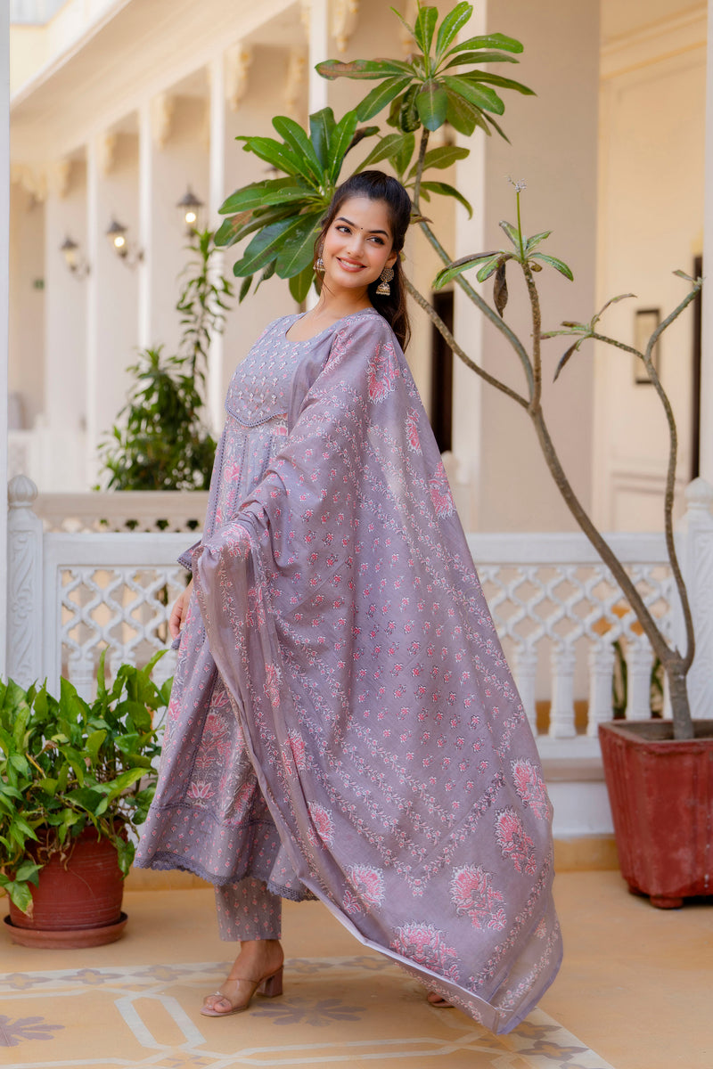 EthniFlair Floral Printed Panelled Thread Work Kurta with Trousers & Dupatta