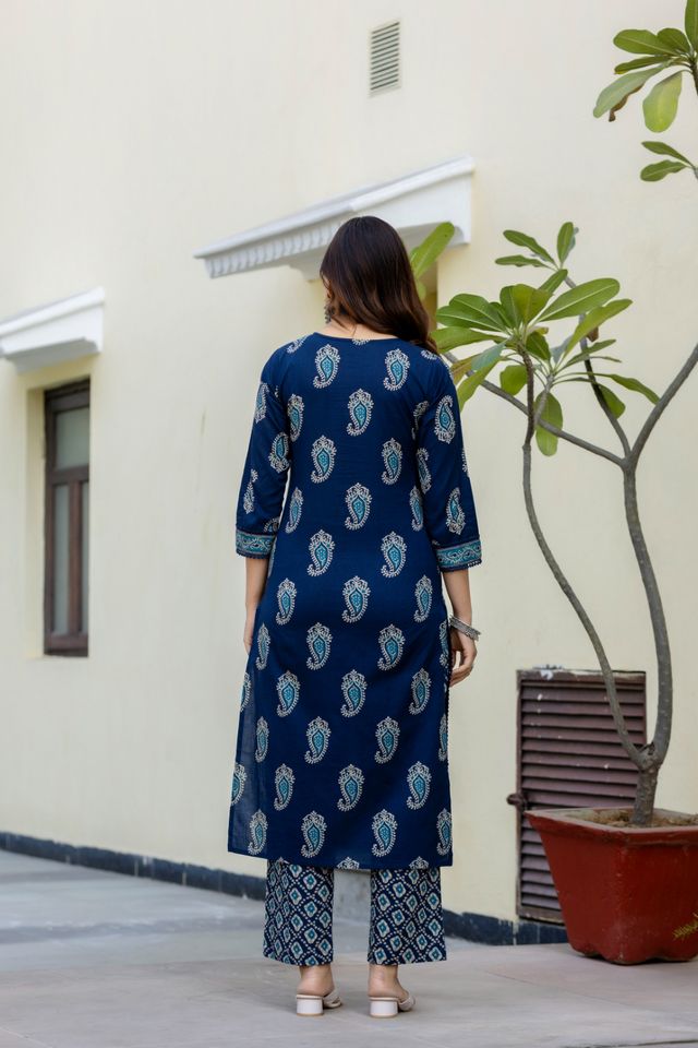 EthniFlair Women Cotton Yoke detail Straight Kurta Pant Dupatta Set