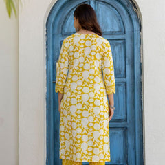 EthniFlair Women Cotton Pintucks detail Straight kurta Pant & Dupatta