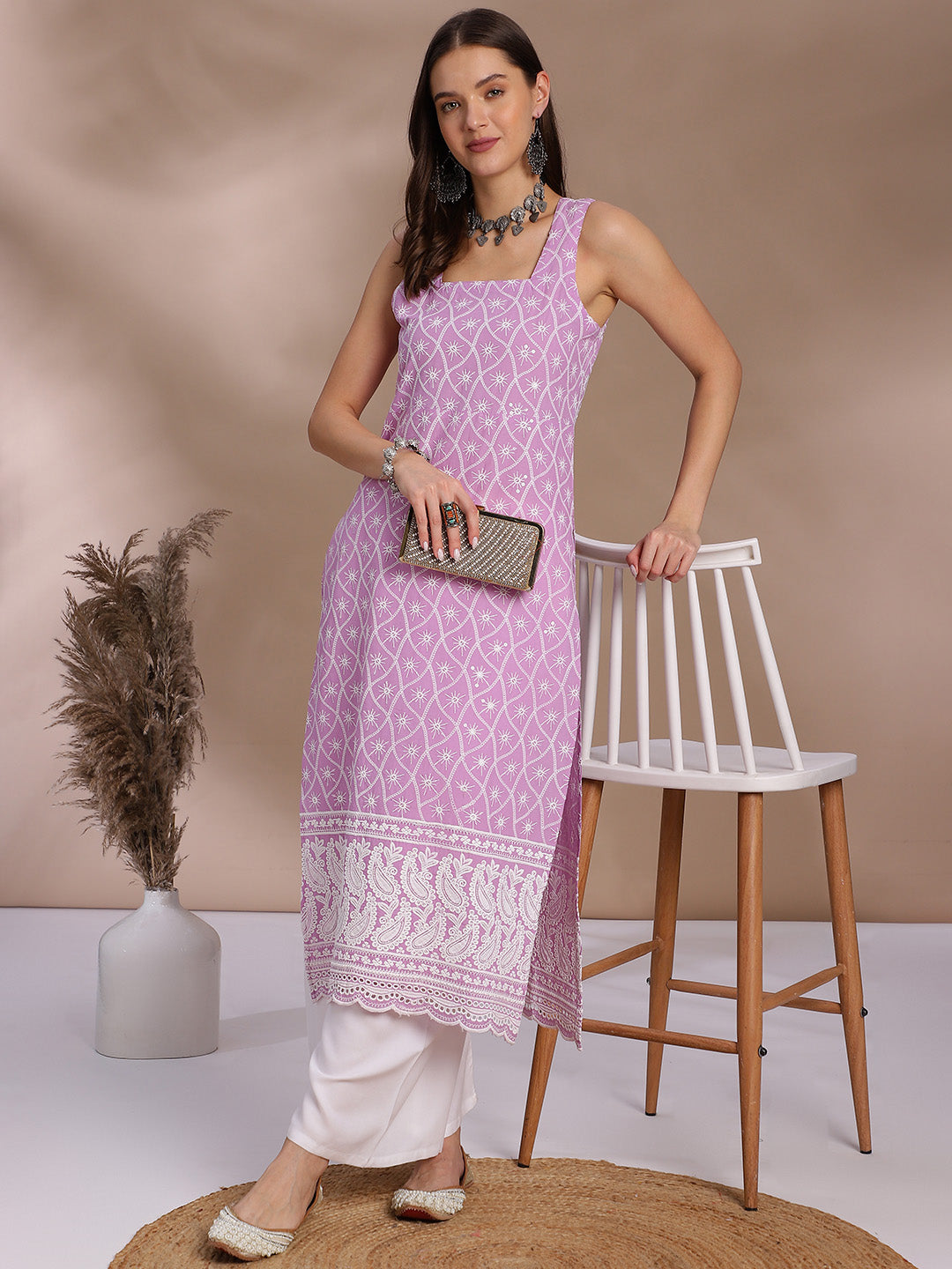 EthniFlair Women Embroidered Chikankari Pastels Kurta