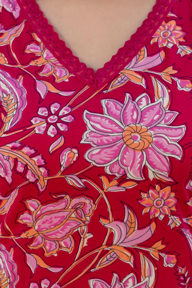 Color: Pink