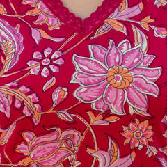 Color: Pink