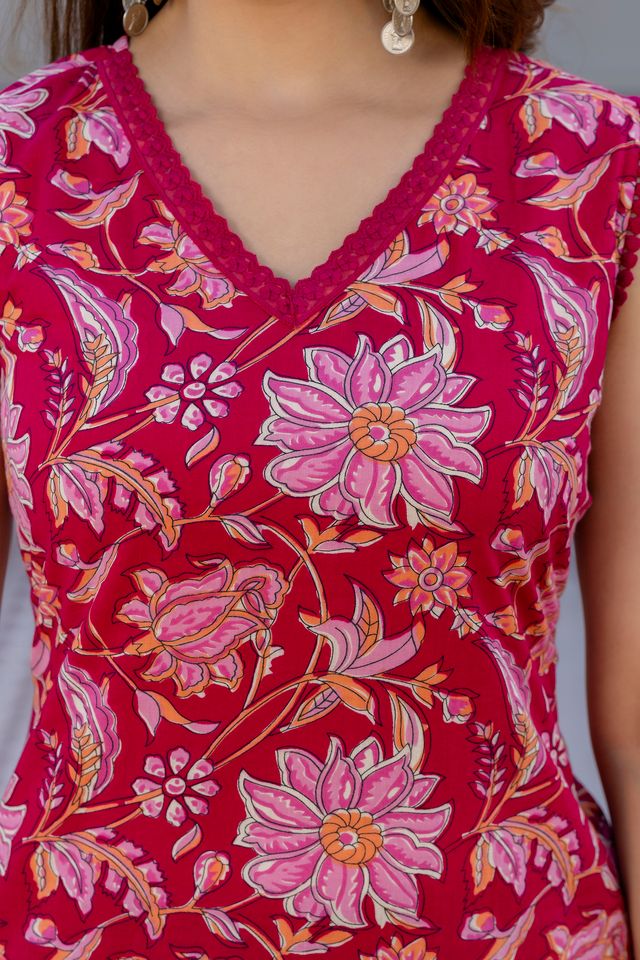 Color: Pink