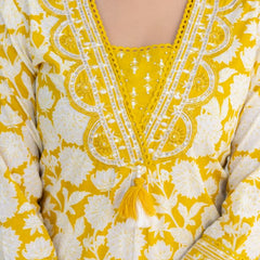 EthniFlair Women Cotton Pintucks detail Straight kurta Pant & Dupatta
