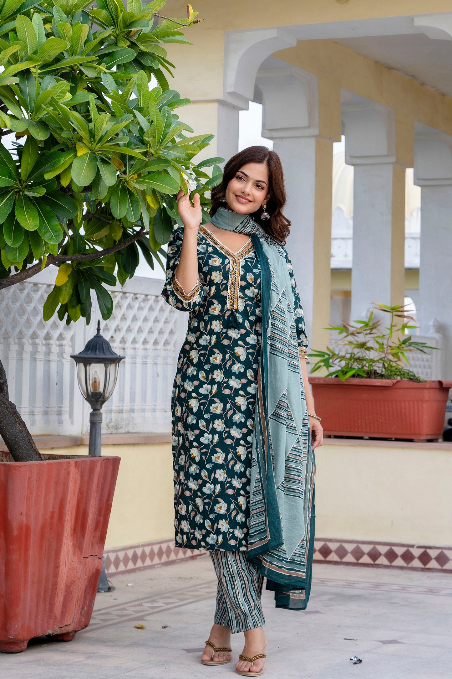 EthniFlair Women Floral Embroidered Regular Aari Work Pure Cotton Kurta with Trousers & With Dupatta