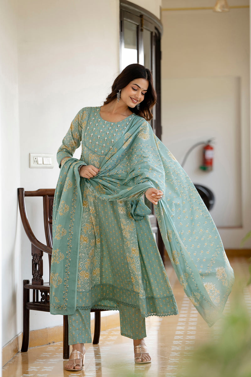 EthniFlair Floral Printed Panelled Aari Work Kurta with Trousers & Dupatta