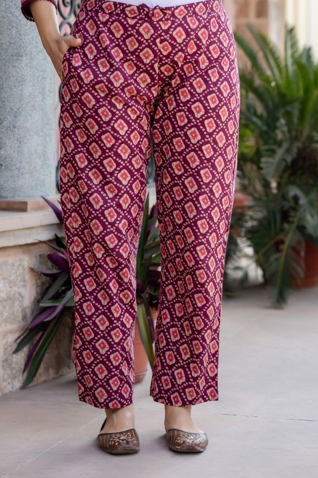 EthniFlair Women Cotton Yoke detail Straight Kurta Pant Dupatta Set