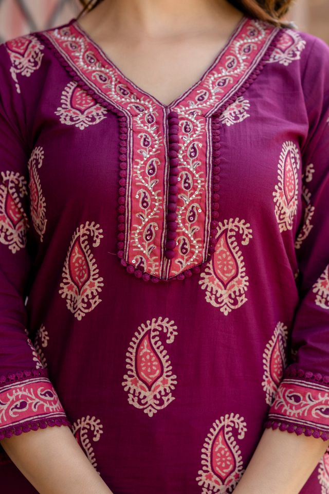 EthniFlair Women Cotton Yoke detail Straight Kurta Pant Dupatta Set