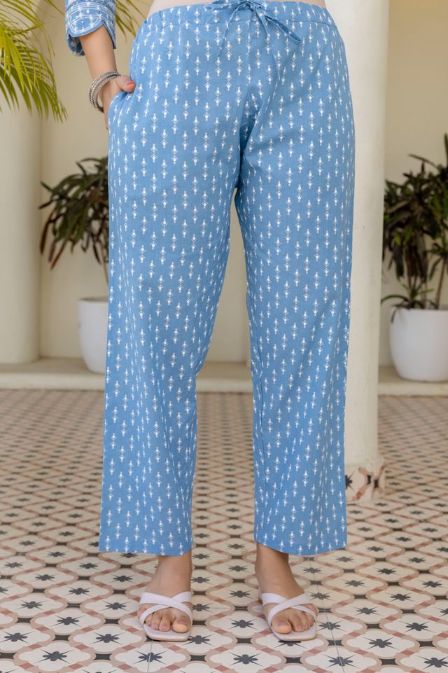 EthniFlair Women Cotton Pintucks detail Straight kurta Pant & Dupatta